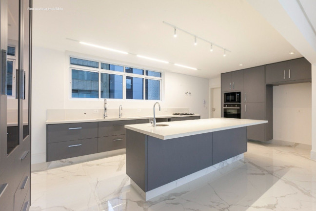Imagem Apartamento com 3 Quartos à Venda, em Cerqueira César - São Paulo Imagem Apartamento com 3 Quartos à Venda, em Cerqueira César - São Paulo