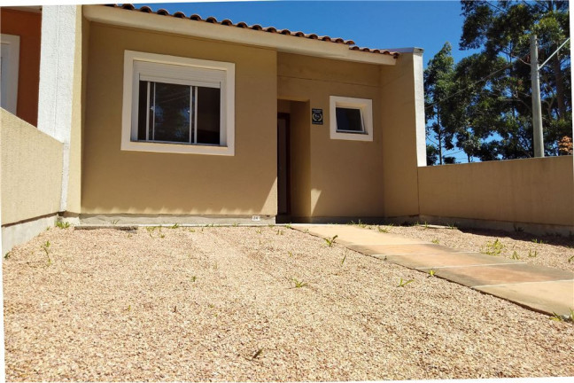 Imagem Casa com 2 Quartos à Venda,  em Restinga - Porto Alegre