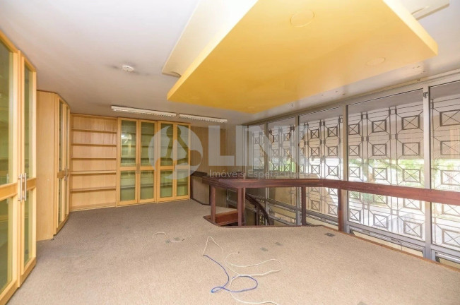 Imagem Casa com 3 Quartos à Venda, 388 m² em Auxiliadora - Porto Alegre Imagem Casa com 3 Quartos à Venda, 388 m² em Auxiliadora - Porto Alegre