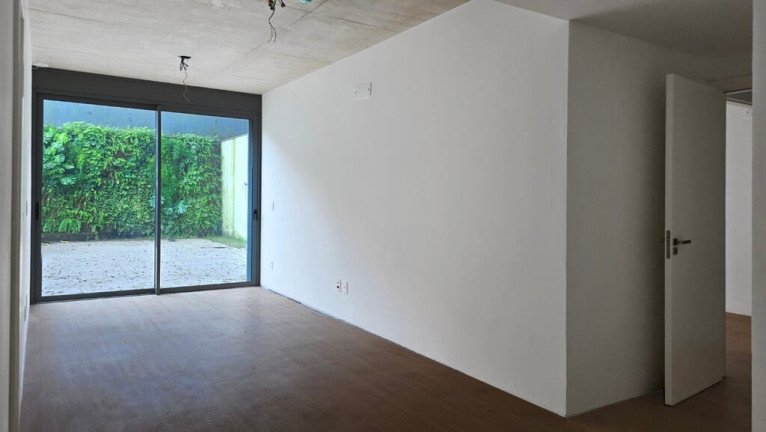 Imagem Imóvel com 3 Quartos à Venda, 374 m² em Três Figueiras - Porto Alegre