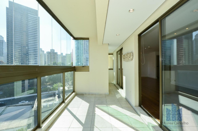 Imagem Apartamento com 3 Quartos à Venda, 147 m² em Brooklin - São Paulo Imagem Apartamento com 3 Quartos à Venda, 147 m² em Brooklin - São Paulo
