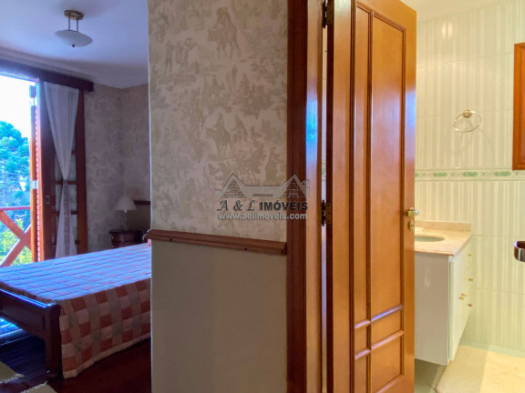 Imagem Apartamento com 3 Quartos à Venda, 210 m² em Capivari - Campos Do Jordão