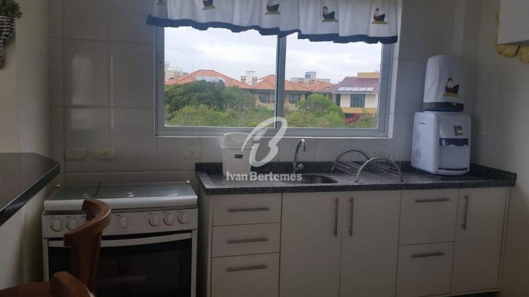 Imagem Apartamento com 3 Quartos para Temporada,  em Mariscal - Bombinhas