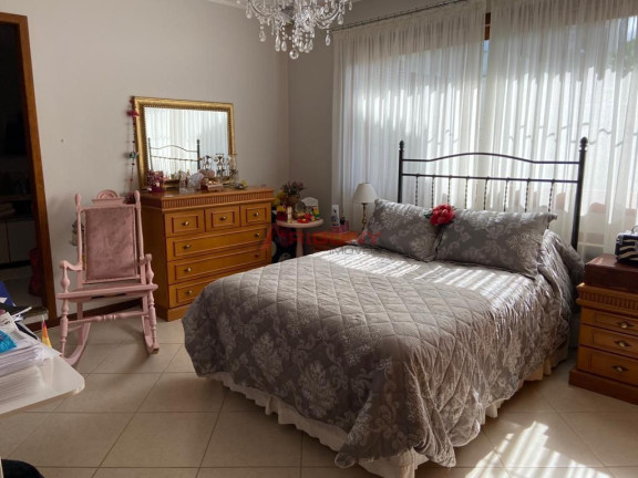 Imagem Casa com 4 Quartos à Venda, 275 m² em Nossa Senhora De Fátima - Santa Maria Imagem Casa com 4 Quartos à Venda, 275 m² em Nossa Senhora De Fátima - Santa Maria