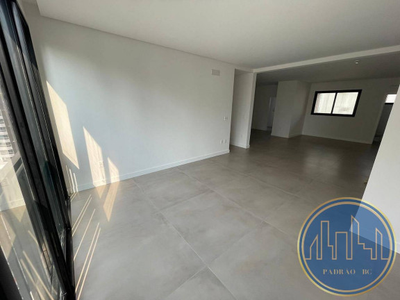 Imagem Apartamento com 4 Quartos à Venda, 149 m² em Centro - Balneário Camboriú Imagem Apartamento com 4 Quartos à Venda, 149 m² em Centro - Balneário Camboriú