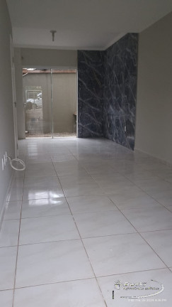 Imagem Casa com 2 Quartos à Venda, 63 m² em Jarivatuba - Joinville