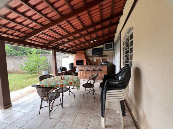 Imagem Casa com 3 Quartos à Venda, 210 m² em Jardim Presidente - Goiânia Imagem Casa com 3 Quartos à Venda, 210 m² em Jardim Presidente - Goiânia