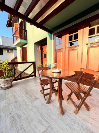 Imagem Casa com 4 Quartos para Alugar, em Santo Antonio De Lisboa - Florianópolis Imagem Casa com 4 Quartos para Alugar, em Santo Antonio De Lisboa - Florianópolis