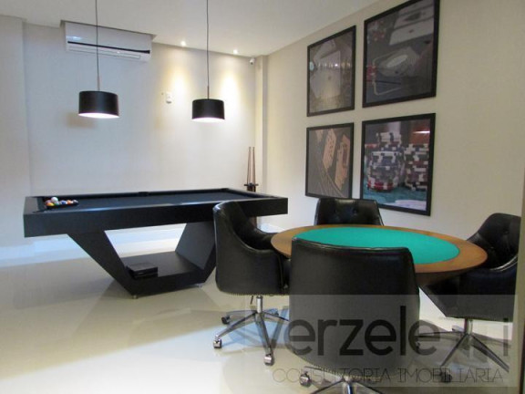 Imagem Apartamento com 3 Quartos à Venda, 157 m² em Centro - Balneário Camboriú Imagem Apartamento com 3 Quartos à Venda, 157 m² em Centro - Balneário Camboriú
