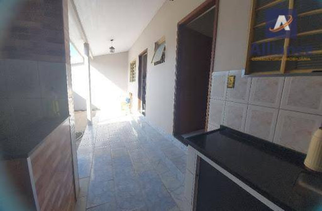 Imagem Casa com 2 Quartos à Venda, 130 m² em Santo Antônio - Louveira
