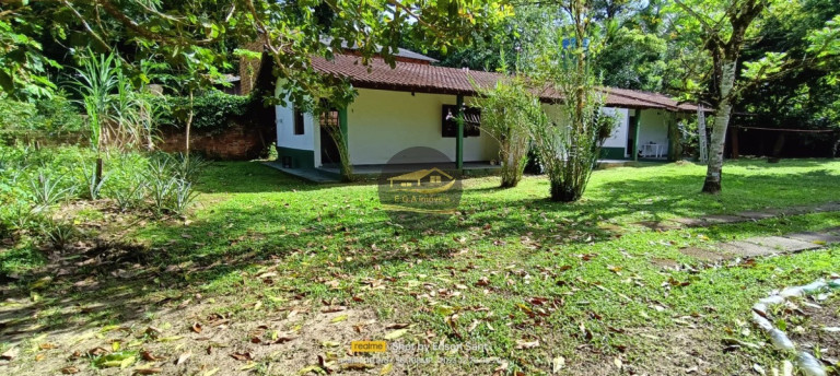 Casa com 10 Quartos à Venda, 300 m² em Sertão Do Camburí - São Sebastião