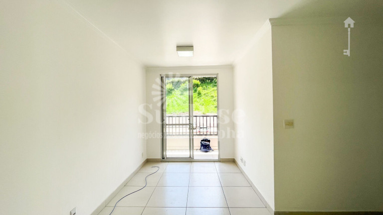 Imagem Apartamento com 2 Quartos à Venda, 51 m² em Vila Caldas - Carapicuíba