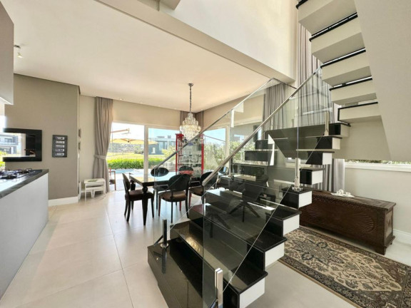 Imagem Casa com 4 Quartos à Venda, em -- - Capao Da Canoa Imagem Casa com 4 Quartos à Venda, em -- - Capao Da Canoa