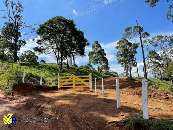 Chácara à Venda, 41 m² em Pitangueiras - Pedra Bela