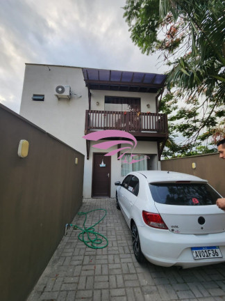 Imagem Casa com 3 Quartos à Venda, 150 m² em Centro - Capivari De Baixo Imagem Casa com 3 Quartos à Venda, 150 m² em Centro - Capivari De Baixo