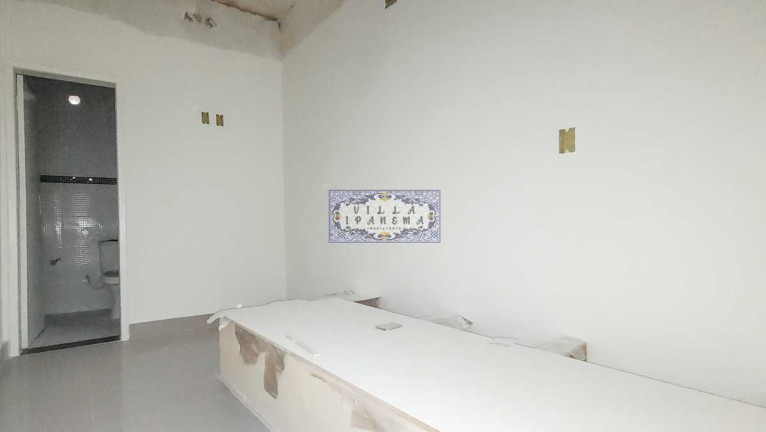Imagem Casa com 12 Quartos à Venda, 250 m² em Tijuca - Rio De Janeiro Imagem Casa com 12 Quartos à Venda, 250 m² em Tijuca - Rio De Janeiro