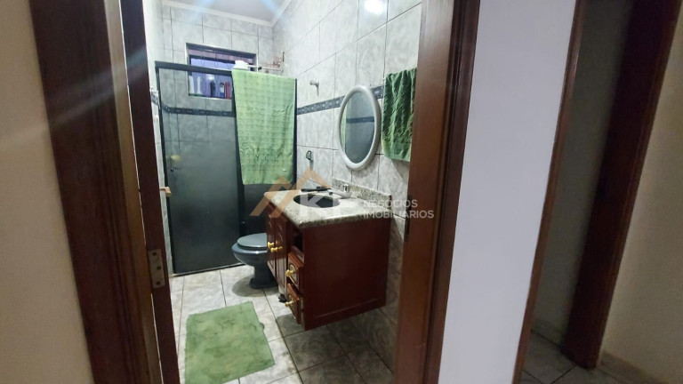 Imagem Casa com 3 Quartos à Venda, 207 m² em Jardim Alexandre Balbo - Ribeirão Preto Imagem Casa com 3 Quartos à Venda, 207 m² em Jardim Alexandre Balbo - Ribeirão Preto