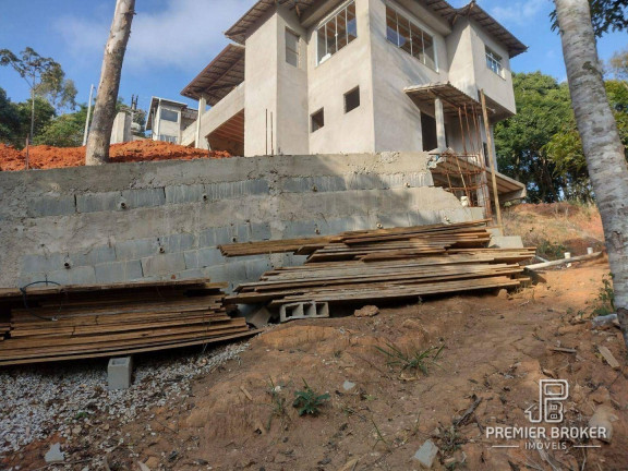 Terreno em Condomínio à Venda, 378 m² em Vargem Grande - Teresópolis