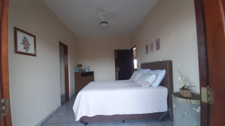 Imagem Casa com 5 Quartos à Venda, 71 m² em Jardim Savoy - Itanhaém Imagem Casa com 5 Quartos à Venda, 71 m² em Jardim Savoy - Itanhaém