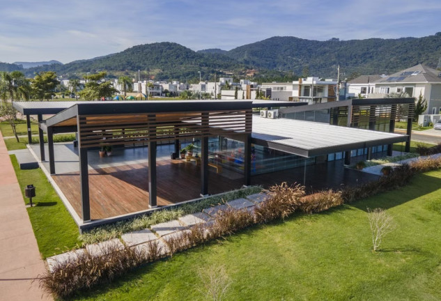 Imagem Casa de Condomínio com 5 Quartos à Venda, 370 m² em Bairro Areias - Camboriú Imagem Casa de Condomínio com 5 Quartos à Venda, 370 m² em Bairro Areias - Camboriú