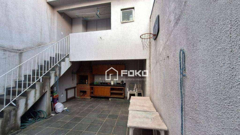 Imagem Sobrado com 3 Quartos à Venda ou Locação, 200 m² em Jardim Santa Mena - Guarulhos Imagem Sobrado com 3 Quartos à Venda ou Locação, 200 m² em Jardim Santa Mena - Guarulhos