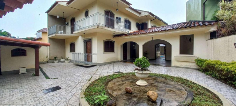 Imagem Casa com 4 Quartos à Venda, 350 m² em Anil - Rio De Janeiro Imagem Casa com 4 Quartos à Venda, 350 m² em Anil - Rio De Janeiro