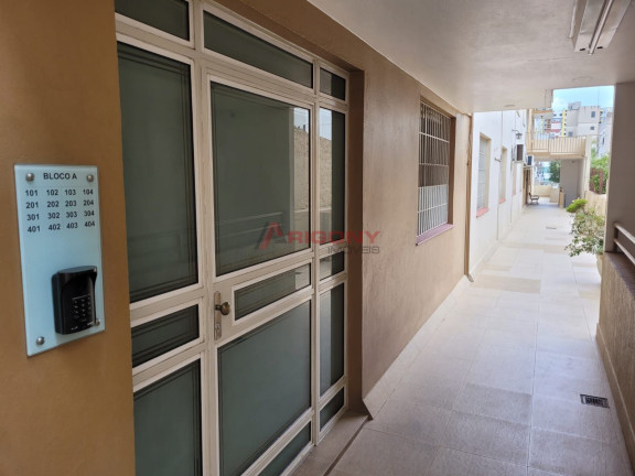 Imagem Apartamento com 3 Quartos à Venda, 106 m² em Centro - Santa Maria