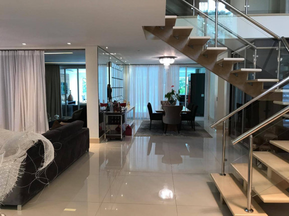 Imagem Casa com 4 Quartos à Venda, 675 m² em Alphaville Residencial Dois - Barueri Imagem Casa com 4 Quartos à Venda, 675 m² em Alphaville Residencial Dois - Barueri