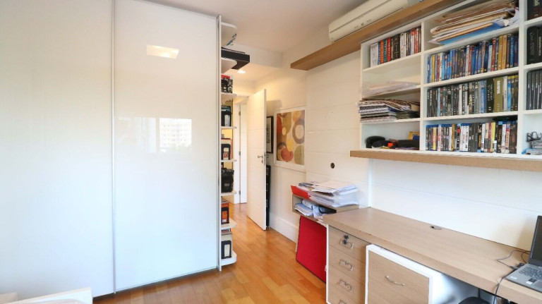 Imagem Apartamento com 3 Quartos à Venda, 240 m² em Cidade Monções - São Paulo