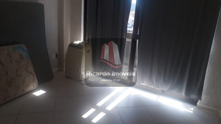 Imagem Imóvel com 2 Quartos à Venda, 60 m² em Peró - Cabo Frio