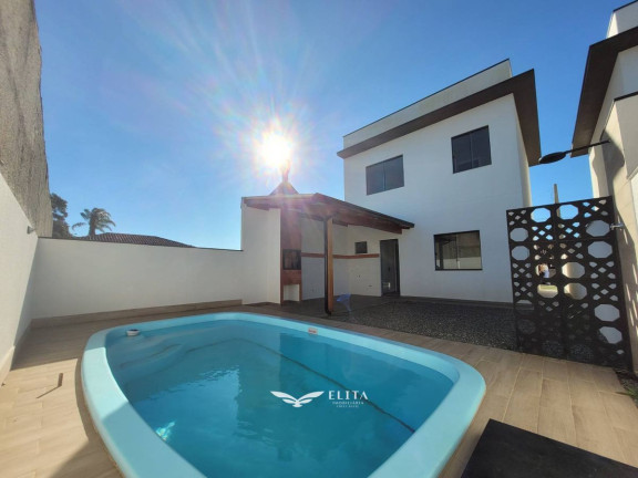 Sobrado com 3 Quartos à Venda, 79 m² em Centro - Barra Velha