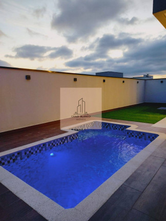 Imagem Casa de Condomínio com 3 Quartos à Venda, 180 m² Imagem Casa de Condomínio com 3 Quartos à Venda, 180 m²