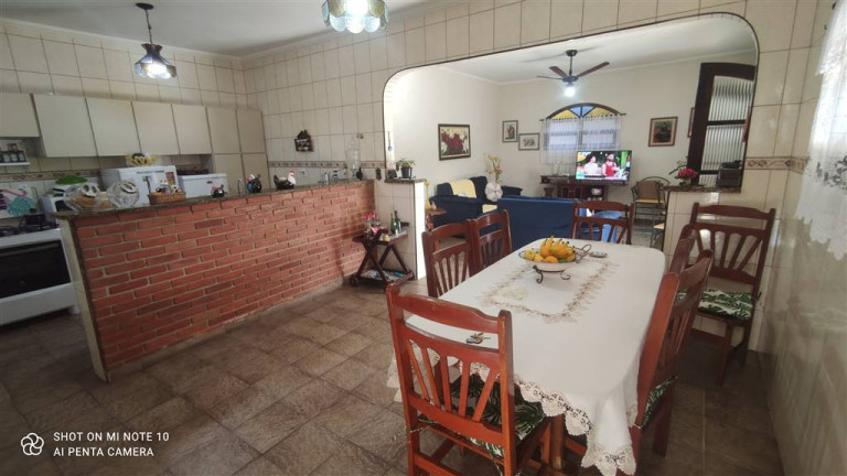 Imagem Casa com 4 Quartos à Venda, 264 m² em Balneario Florida - Praia Grande Imagem Casa com 4 Quartos à Venda, 264 m² em Balneario Florida - Praia Grande