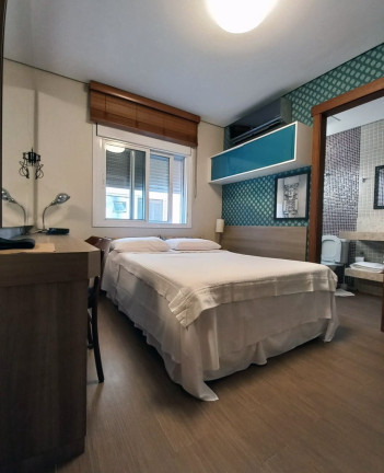 Imagem Apartamento com 2 Quartos à Venda, 49 m² em Moinhos De Vento - Porto Alegre Imagem Apartamento com 2 Quartos à Venda, 49 m² em Moinhos De Vento - Porto Alegre