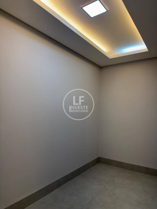 Imagem Casa com 3 Quartos à Venda, 360 m² em Jardim Primavera - Trindade