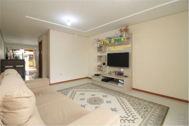 Imagem Casa com 3 Quartos à Venda,  em Guarujá - Porto Alegre