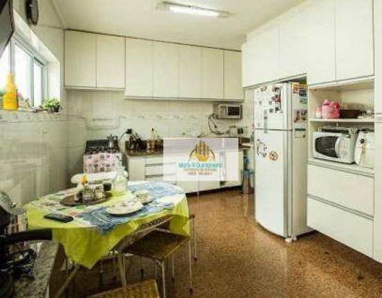 Imagem Casa com 4 Quartos à Venda, 260 m² em Jardim Maia - Guarulhos Imagem Casa com 4 Quartos à Venda, 260 m² em Jardim Maia - Guarulhos