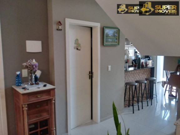 Imagem Casa com 3 Quartos à Venda, 221 m² em Laranjal - Pelotas Imagem Casa com 3 Quartos à Venda, 221 m² em Laranjal - Pelotas