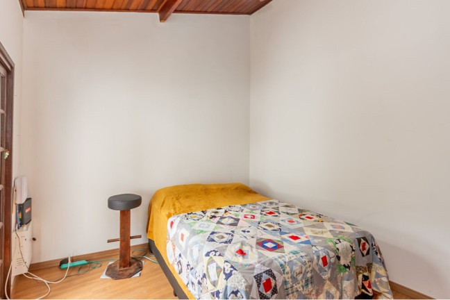 Imagem Casa com 3 Quartos à Venda, 247 m² em Guarapiranga - São Paulo Imagem Casa com 3 Quartos à Venda, 247 m² em Guarapiranga - São Paulo