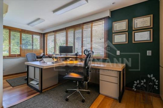 Imagem Casa com 4 Quartos à Venda, 530 m² em João Paulo - Florianópolis Imagem Casa com 4 Quartos à Venda, 530 m² em João Paulo - Florianópolis