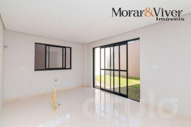 Imagem Sobrado com 3 Quartos à Venda, 167 m² em Pinheirinho - Curitiba Imagem Sobrado com 3 Quartos à Venda, 167 m² em Pinheirinho - Curitiba