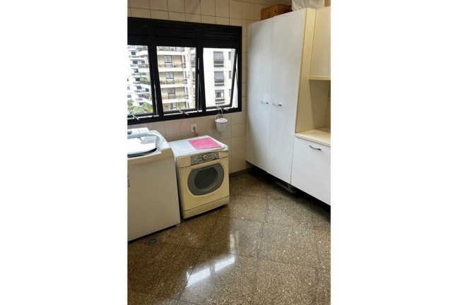 Imagem Apartamento com 4 Quartos à Venda, 313 m² em Moema - São Paulo Imagem Apartamento com 4 Quartos à Venda, 313 m² em Moema - São Paulo