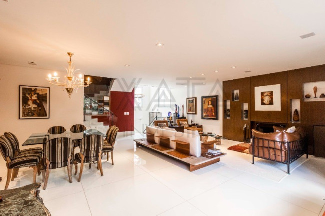 Imagem Imóvel com 4 Quartos à Venda, 420 m² em Morumbi - São Paulo Imagem Imóvel com 4 Quartos à Venda, 420 m² em Morumbi - São Paulo