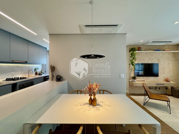 Imagem Apartamento com 2 Quartos à Venda, 75 m² em Campo Belo - São Paulo