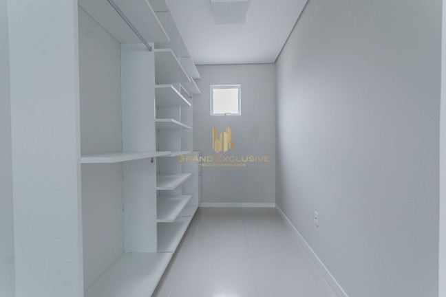 Imagem Apartamento com 3 Quartos à Venda, 127 m² em Pioneiros - Balneário Camboriú Imagem Apartamento com 3 Quartos à Venda, 127 m² em Pioneiros - Balneário Camboriú