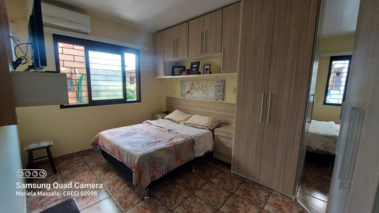 Imagem Casa com 4 Quartos à Venda, 152 m² em Vila Anair - Cachoeirinha