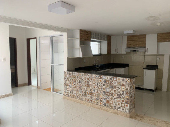 Imagem Casa com 5 Quartos para Alugar, 150 m² em Sim - Feira De Santana