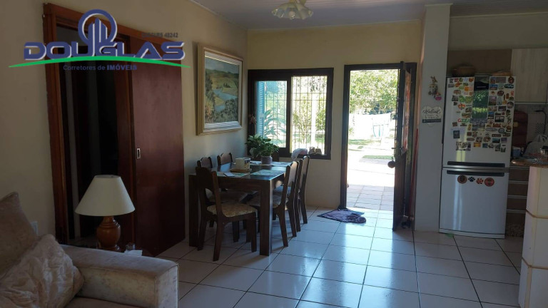 Imagem Casa com 4 Quartos à Venda, em Viamão Imagem Casa com 4 Quartos à Venda, em Viamão