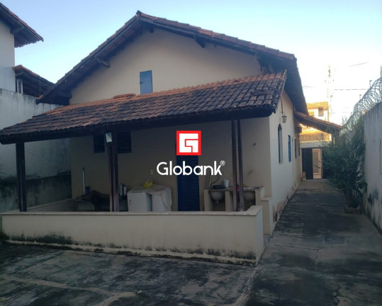 Casa com 3 Quartos à Venda, 360 m² em Vila Mauricéia - Montes Claros