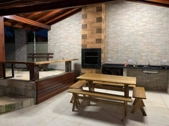 Imagem Casa com 3 Quartos à Venda, 450 m² em Horto Florestal - Ubatuba